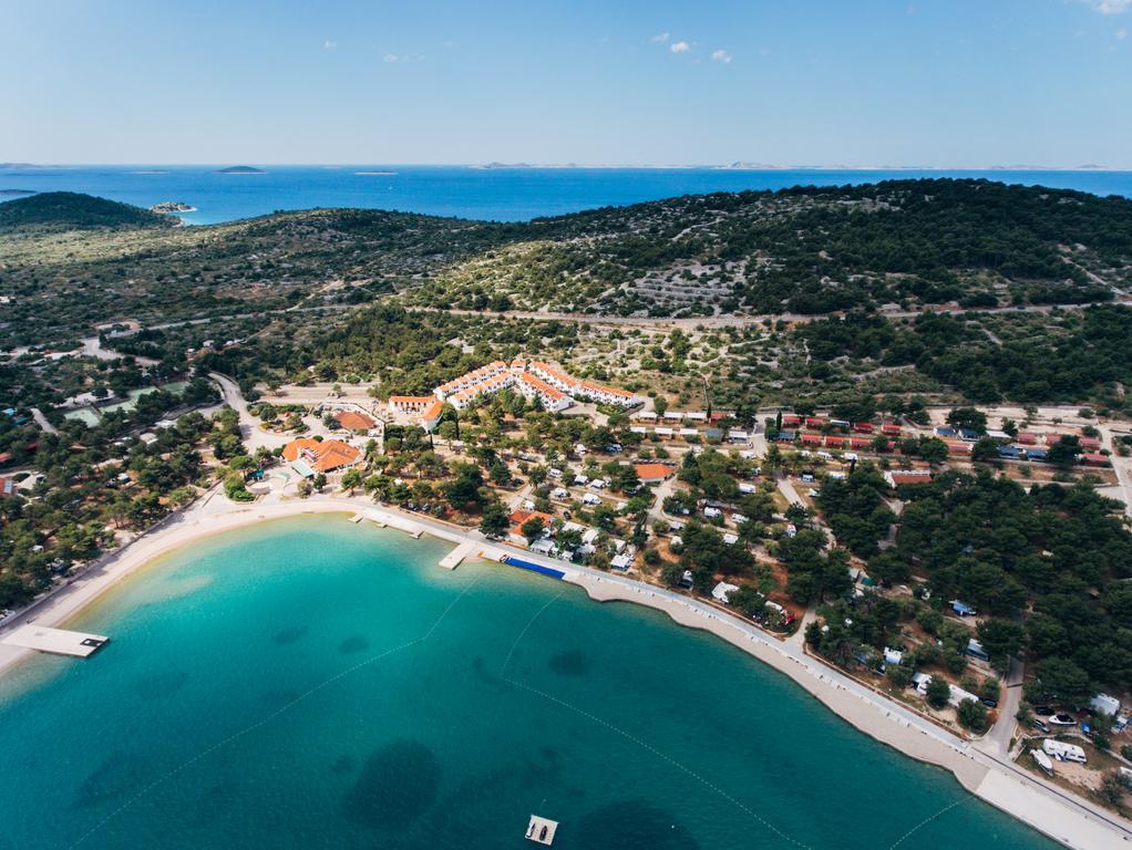 Ks Holidays Jezera Buitenkant foto